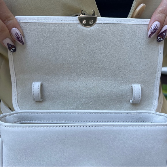 FURLA Mini Belt Bag/cross/shoulder Bag light white SOFT leather. AUTHENTIC! - Picture 6 of 12